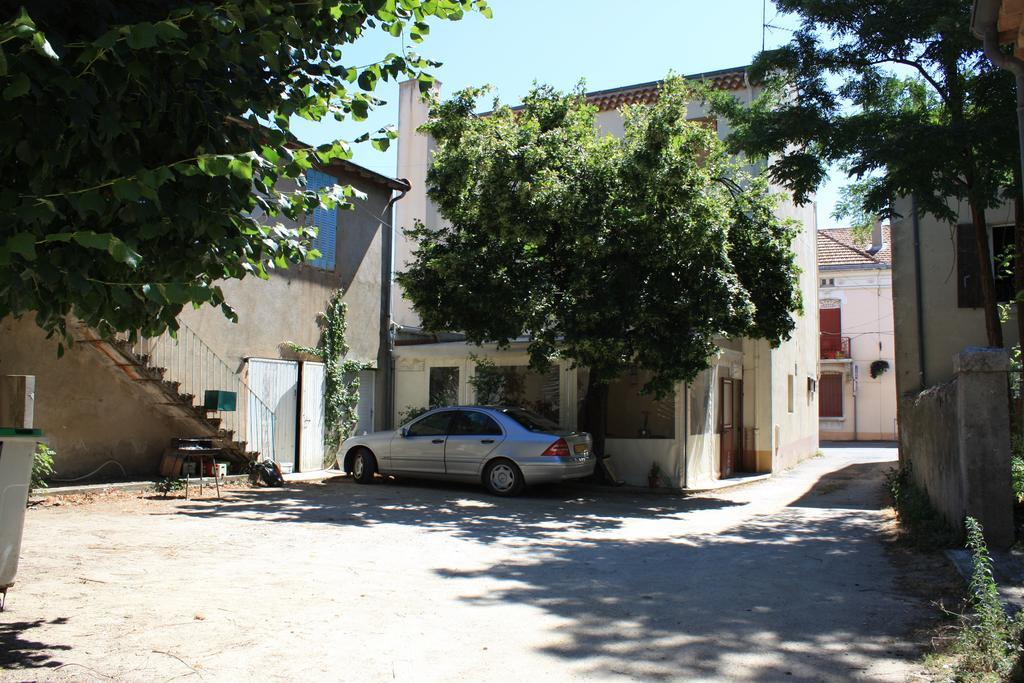 Le Logis Charmant Charmes-sur-Rhone Bagian luar foto